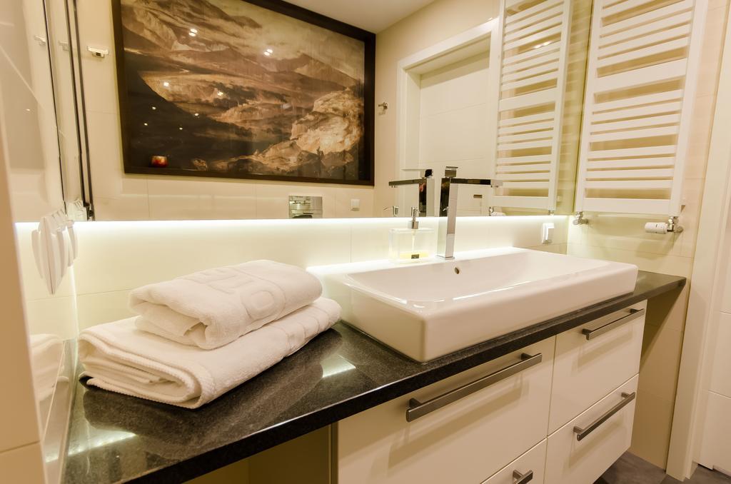 Old Town Luxury Apartment Krakow Ngoại thất bức ảnh
