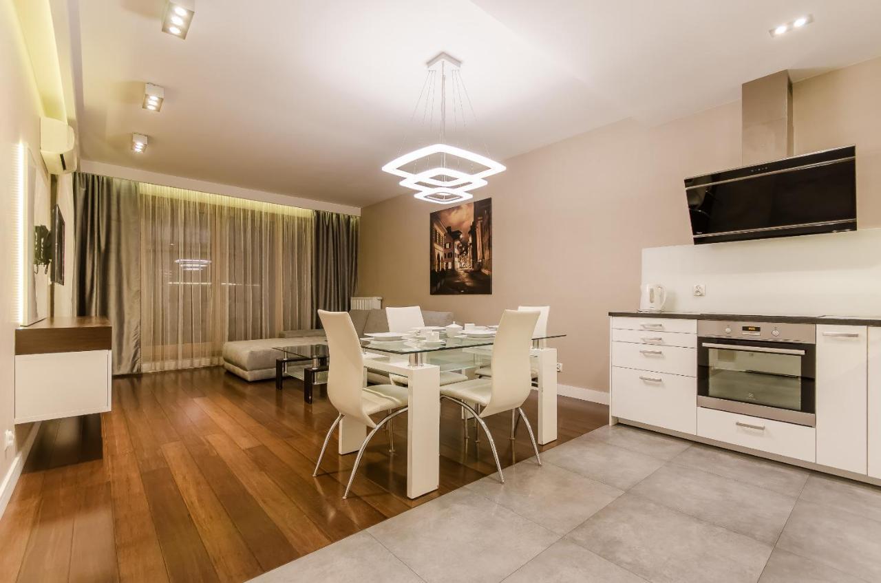 Old Town Luxury Apartment Krakow Ngoại thất bức ảnh